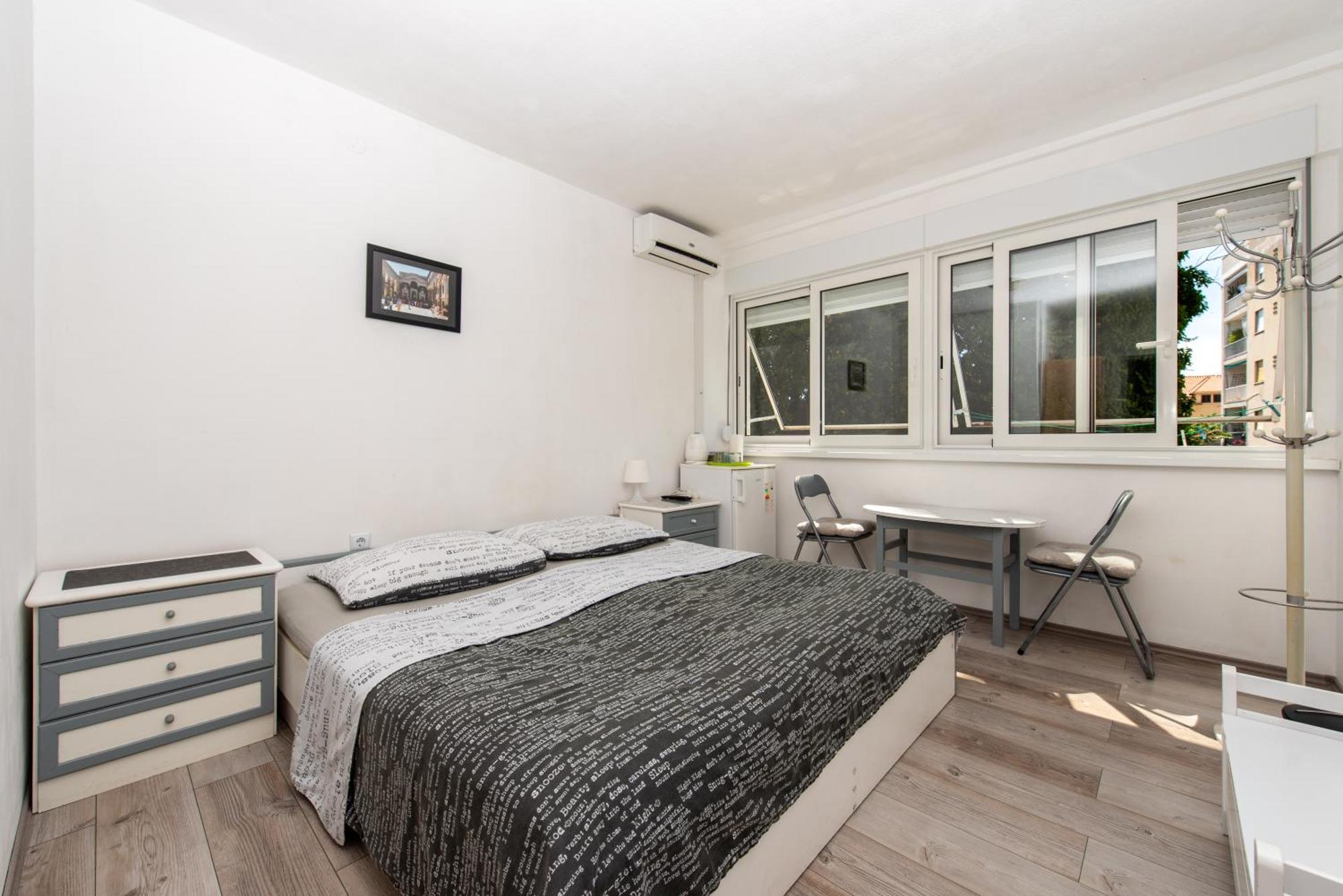 Laghanini Apartments Split Exterior photo
